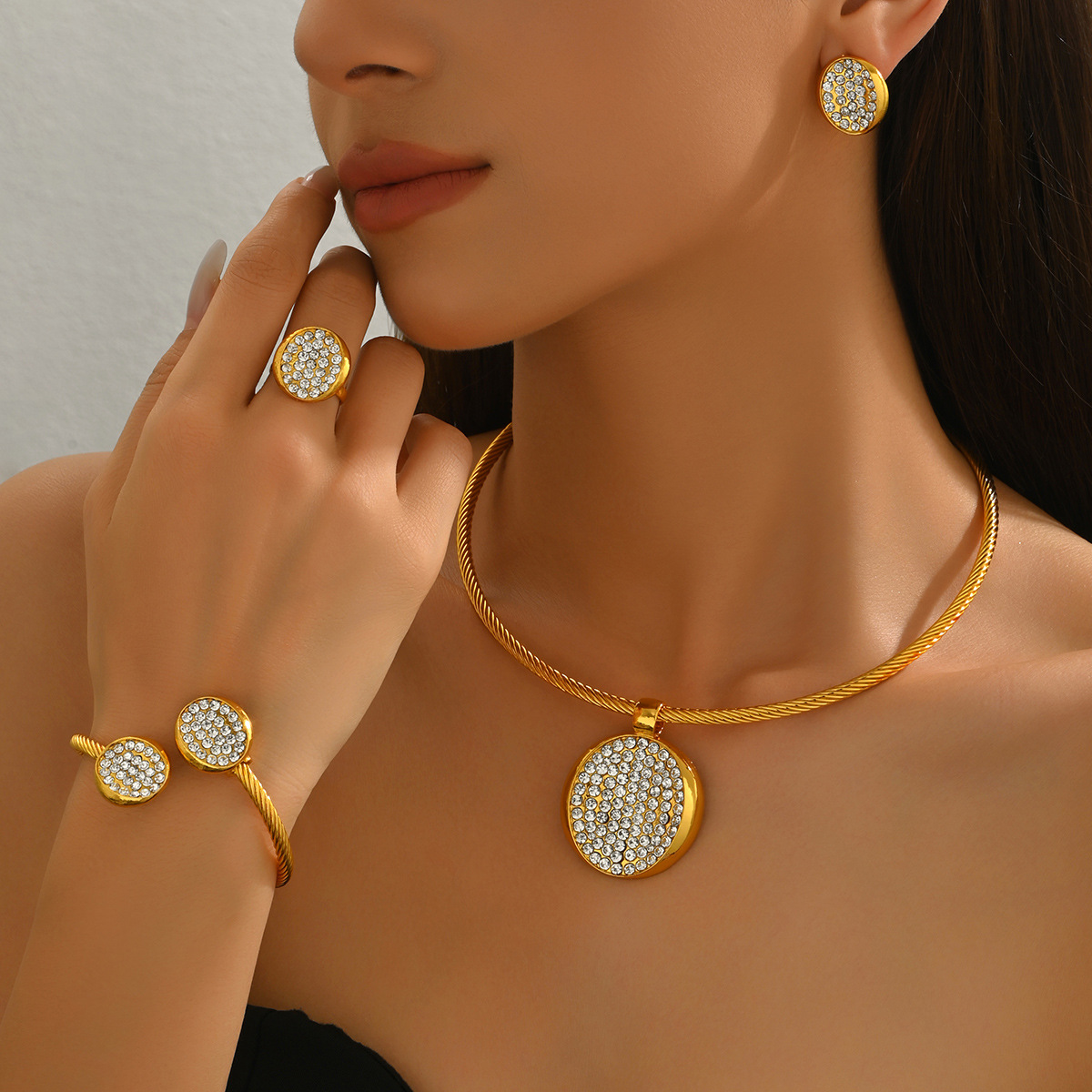 Vintage Fashion Tags - Vintage european and american style necklace