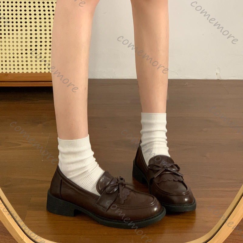 Vintage Slip on Women Elegante - Vintage Fashion Ladies ulasan dan harga