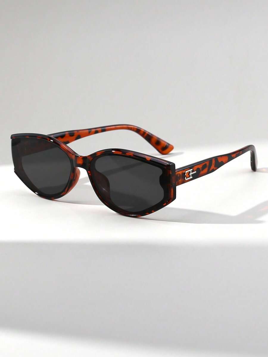 1 Pair Women Vintage Cat-Eye F - Vintage Fashion Outfit ulasan dan harga