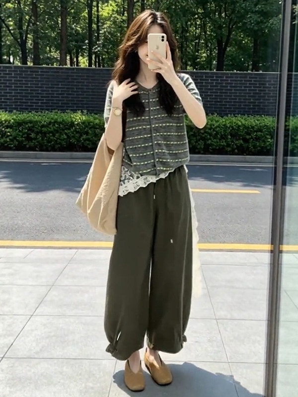 White Vintage Hong Kong Style  - Vintage Fashion Hong Kong ulasan dan harga